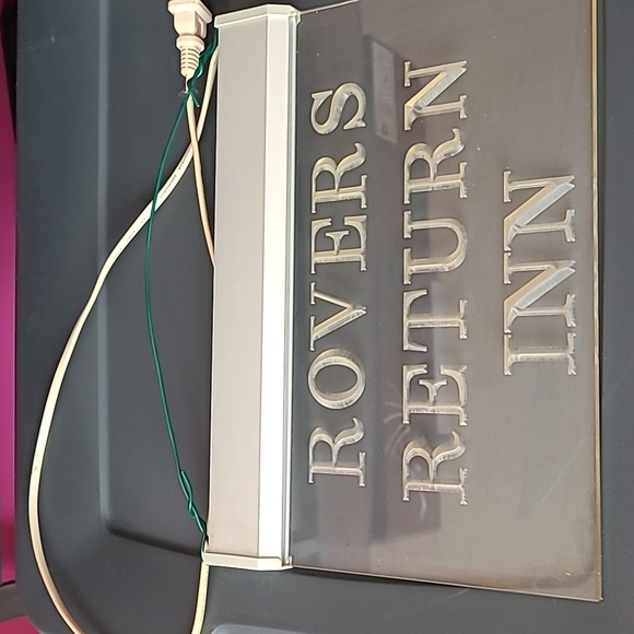 Coronation street sign - Picture 2 of 3